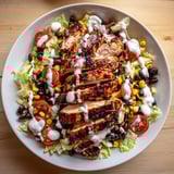 Gegrilltes Hähnchen mit BBQ-Sauce