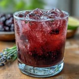 Brombeere Lavendel Limonade Fizz